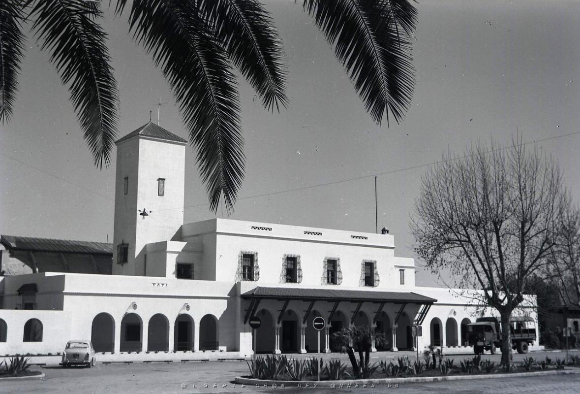 Tlemcen 500- La gare COLLECTION DES AMIS DE ND DE SANTA CRUZ.jpg